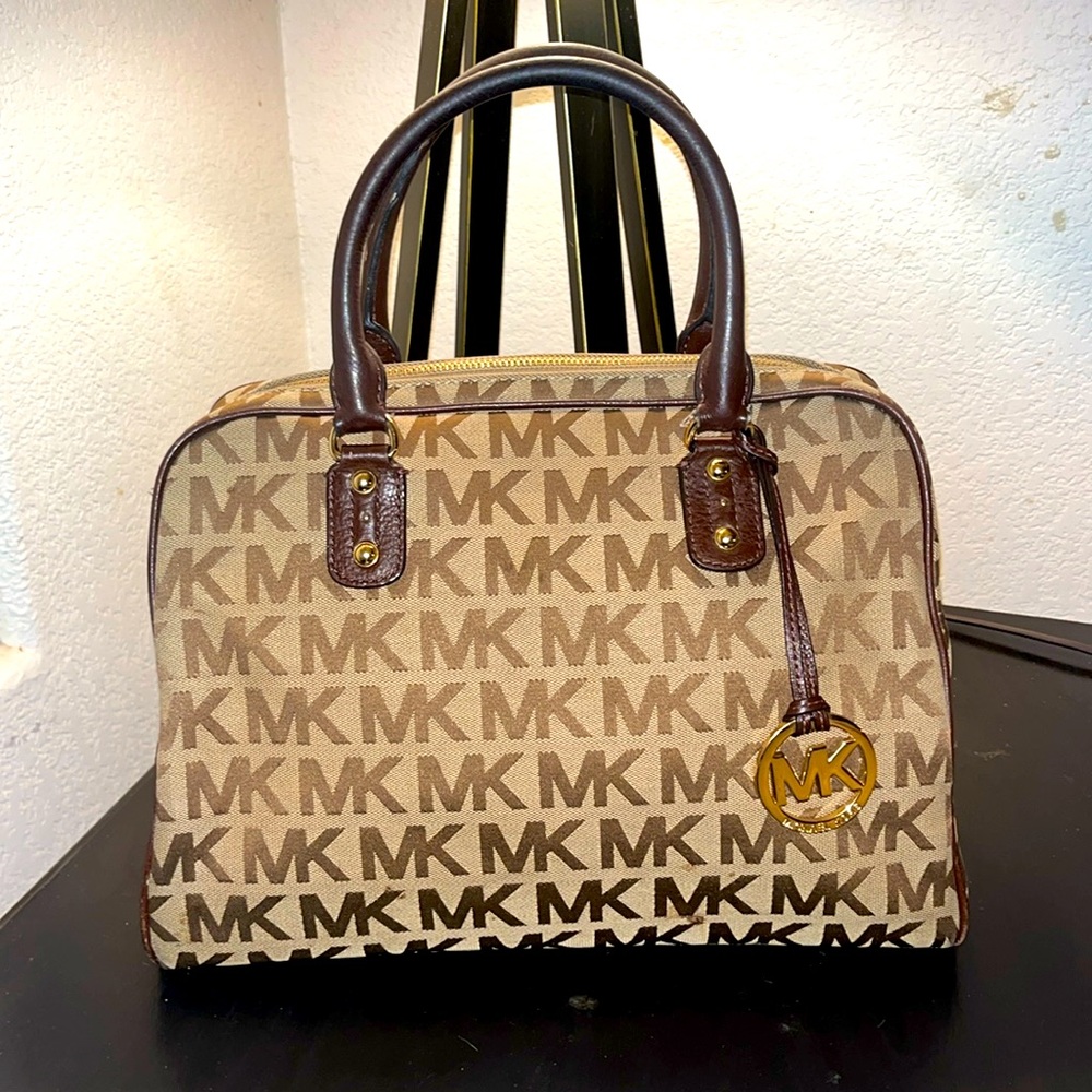 Michael kors (pre-loved)